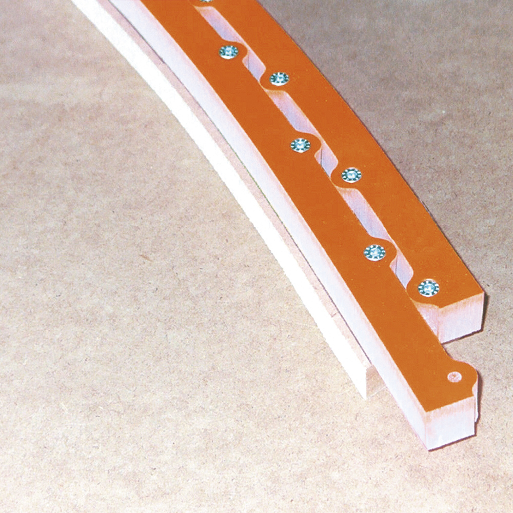 Gabarits flexibles pour le fraisage courbe et en forme d&#39;arc