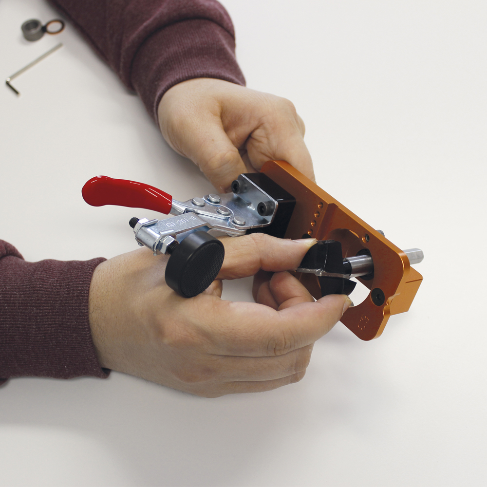 PORTABLE 35mm HINGE BORING JIG