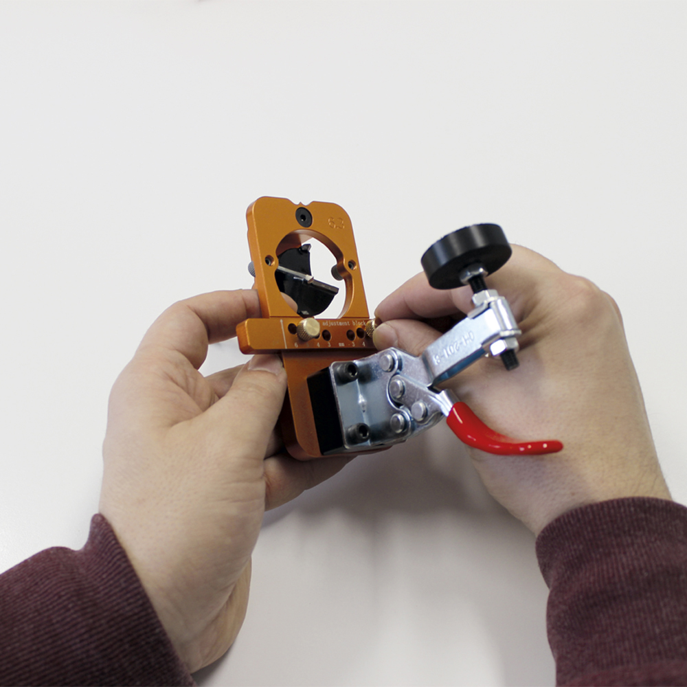 PORTABLE 35mm HINGE BORING JIG