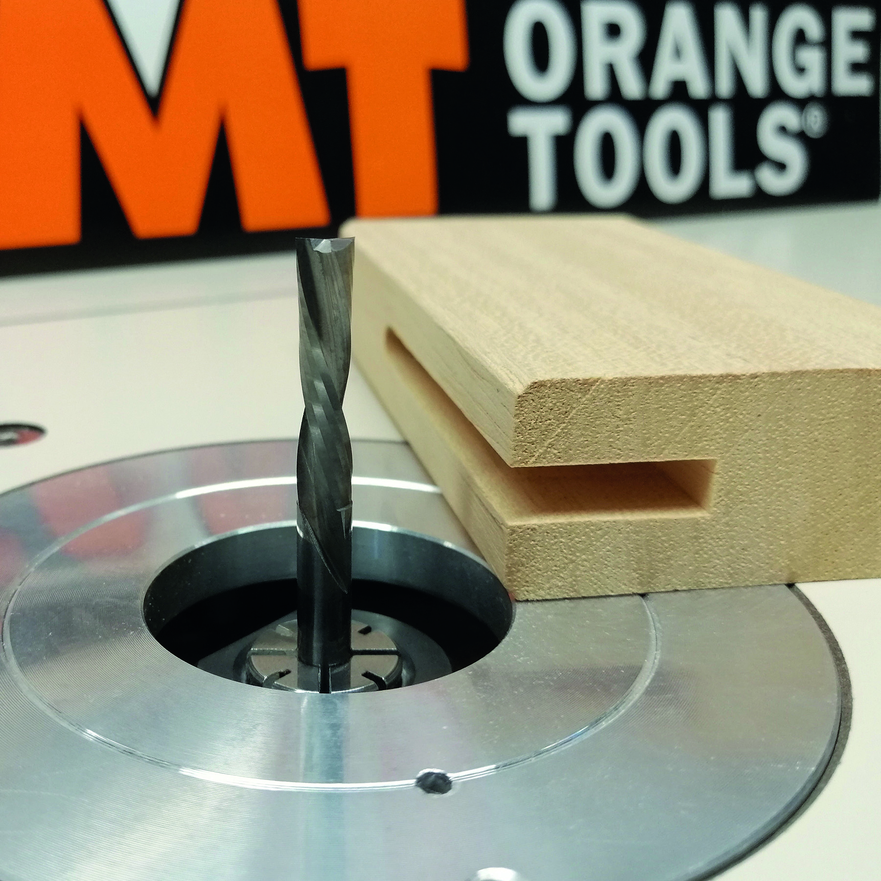 Fraises à coupes hélicoïdales négatives