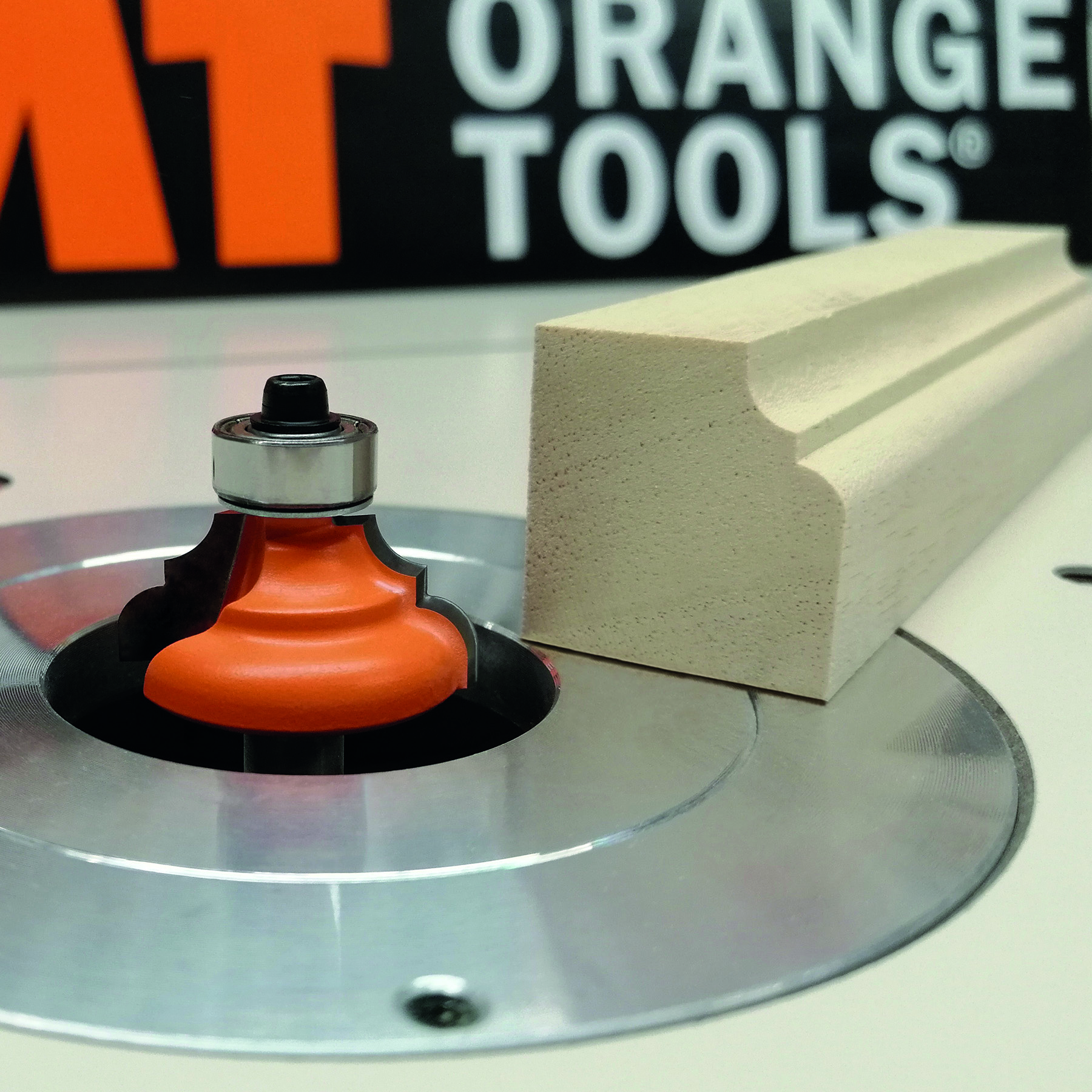 Fraises pour moulures décoratives avec feuillure